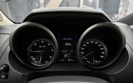 Toyota Land Cruiser Prado 150 рестайлинг 2, 2016 год, 4 198 000 рублей, 15 фотография