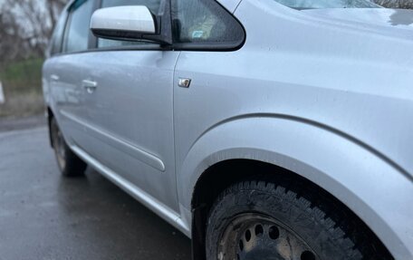 Opel Zafira B, 2006 год, 690 000 рублей, 13 фотография