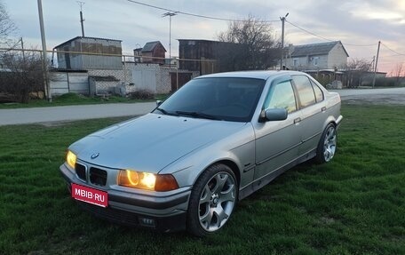 BMW 3 серия, 1997 год, 800 000 рублей, 1 фотография