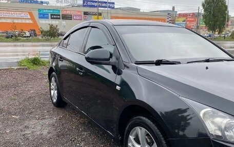 Chevrolet Cruze II, 2011 год, 550 000 рублей, 2 фотография