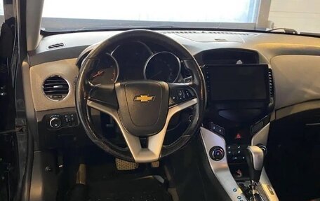 Chevrolet Cruze II, 2011 год, 550 000 рублей, 7 фотография