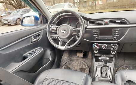 KIA Rio IV, 2018 год, 900 000 рублей, 8 фотография