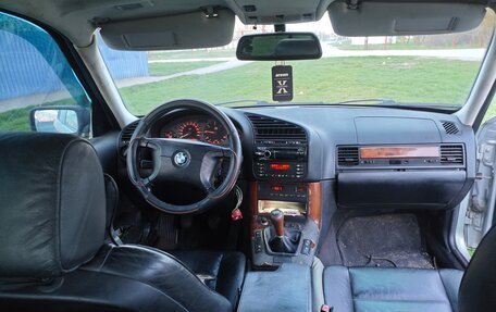 BMW 3 серия, 1997 год, 800 000 рублей, 10 фотография