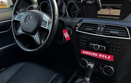 Mercedes-Benz C-Класс, 2013 год, 1 500 000 рублей, 14 фотография