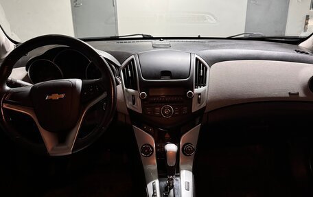 Chevrolet Cruze II, 2013 год, 830 000 рублей, 6 фотография