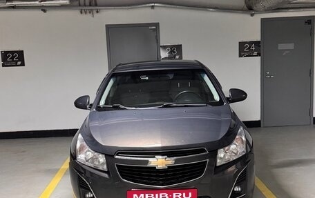 Chevrolet Cruze II, 2013 год, 830 000 рублей, 2 фотография