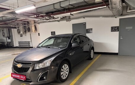 Chevrolet Cruze II, 2013 год, 830 000 рублей, 3 фотография