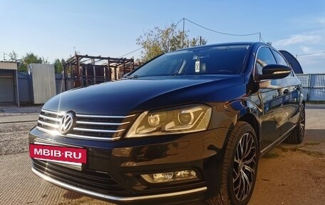 Volkswagen Passat B7, 2014 год, 1 350 000 рублей, 2 фотография