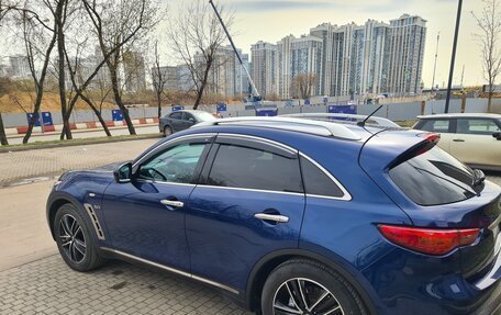 Infiniti QX70, 2016 год, 3 499 999 рублей, 2 фотография