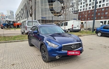 Infiniti QX70, 2016 год, 3 499 999 рублей, 4 фотография