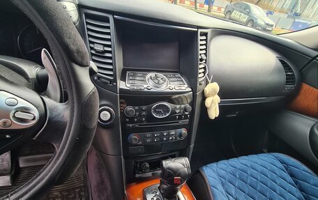 Infiniti QX70, 2016 год, 3 499 999 рублей, 14 фотография