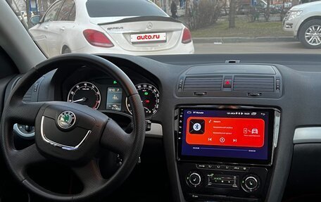 Skoda Octavia, 2011 год, 999 000 рублей, 10 фотография