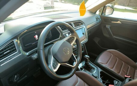 Volkswagen Tiguan II, 2022 год, 3 250 000 рублей, 20 фотография