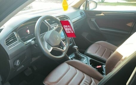 Volkswagen Tiguan II, 2022 год, 3 250 000 рублей, 33 фотография