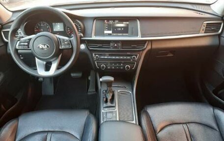 KIA K5 II, 2018 год, 1 750 000 рублей, 6 фотография