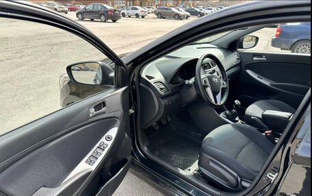 Hyundai Solaris II рестайлинг, 2015 год, 750 000 рублей, 10 фотография