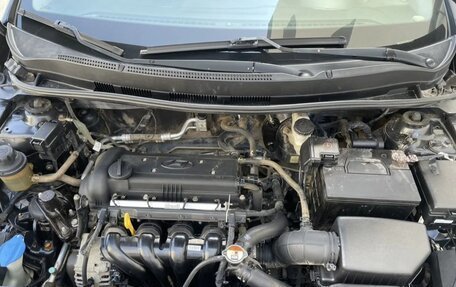 Hyundai Solaris II рестайлинг, 2015 год, 750 000 рублей, 11 фотография