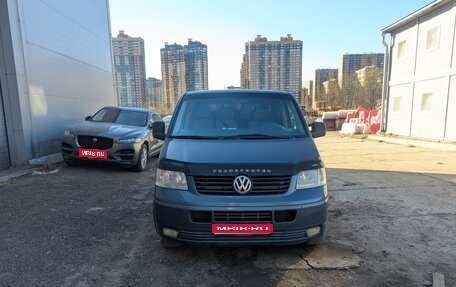 Volkswagen Transporter T5 рестайлинг, 2006 год, 1 000 000 рублей, 1 фотография