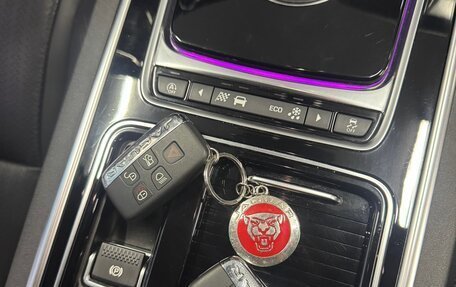 Jaguar XF II, 2020 год, 2 150 000 рублей, 17 фотография