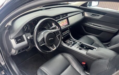 Jaguar XF II, 2020 год, 2 150 000 рублей, 23 фотография