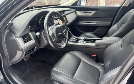 Jaguar XF II, 2020 год, 2 150 000 рублей, 21 фотография