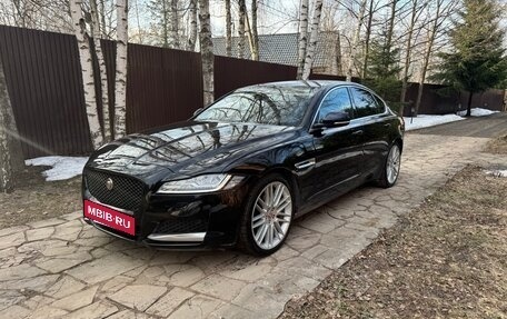 Jaguar XF II, 2020 год, 2 150 000 рублей, 13 фотография