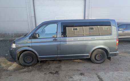 Volkswagen Transporter T5 рестайлинг, 2006 год, 1 000 000 рублей, 2 фотография