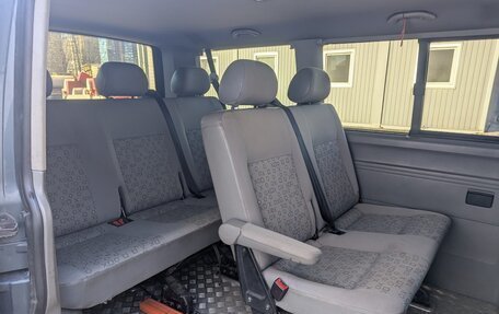 Volkswagen Transporter T5 рестайлинг, 2006 год, 1 000 000 рублей, 10 фотография