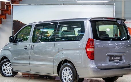 Hyundai Grand Starex Grand Starex I рестайлинг 2, 2012 год, 1 350 000 рублей, 6 фотография