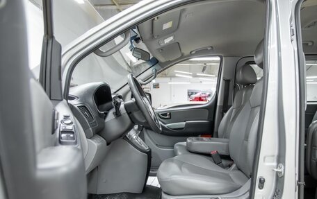 Hyundai Grand Starex Grand Starex I рестайлинг 2, 2012 год, 1 350 000 рублей, 14 фотография