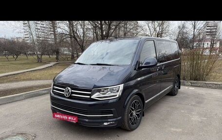 Volkswagen Multivan T6 рестайлинг, 2019 год, 4 900 000 рублей, 9 фотография