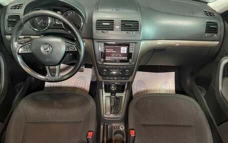 Skoda Yeti I рестайлинг, 2015 год, 1 249 000 рублей, 16 фотография