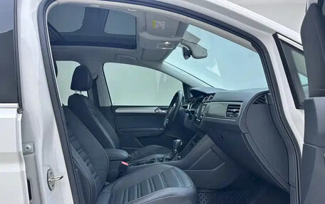 Volkswagen Touran III, 2022 год, 1 690 888 рублей, 17 фотография