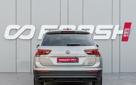 Volkswagen Tiguan II, 2020 год, 2 525 000 рублей, 4 фотография
