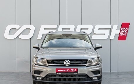 Volkswagen Tiguan II, 2020 год, 2 525 000 рублей, 3 фотография