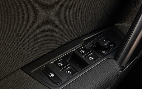 Volkswagen Tiguan II, 2020 год, 2 525 000 рублей, 19 фотография