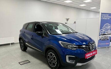 Renault Kaptur I рестайлинг, 2021 год, 1 999 000 рублей, 3 фотография