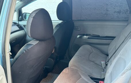 Mitsubishi Grandis, 2004 год, 550 000 рублей, 8 фотография