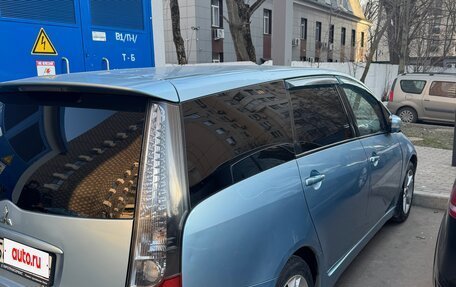 Mitsubishi Grandis, 2004 год, 550 000 рублей, 11 фотография