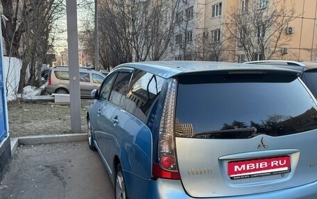 Mitsubishi Grandis, 2004 год, 550 000 рублей, 10 фотография