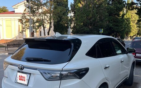 Toyota Harrier, 2014 год, 2 400 000 рублей, 2 фотография