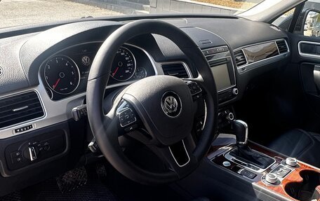 Volkswagen Touareg III, 2015 год, 3 090 000 рублей, 14 фотография