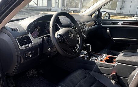 Volkswagen Touareg III, 2015 год, 3 090 000 рублей, 11 фотография