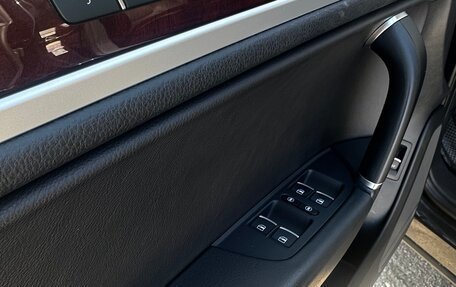 Volkswagen Touareg III, 2015 год, 3 090 000 рублей, 17 фотография