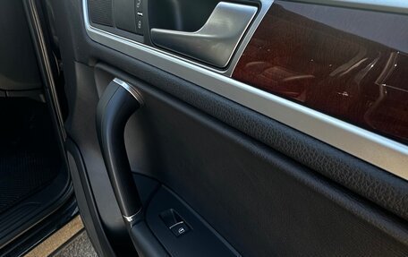 Volkswagen Touareg III, 2015 год, 3 090 000 рублей, 33 фотография