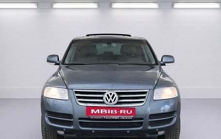 Volkswagen Touareg III, 2005 год, 850 000 рублей, 2 фотография