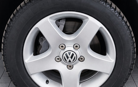 Volkswagen Touareg III, 2005 год, 850 000 рублей, 16 фотография