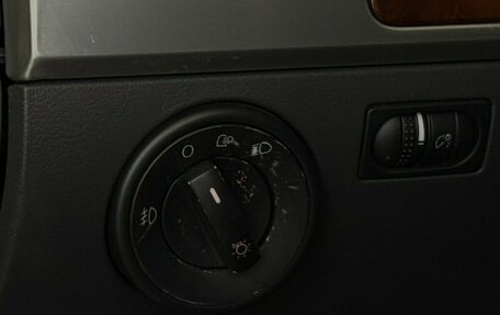 Volkswagen Touareg III, 2005 год, 850 000 рублей, 8 фотография