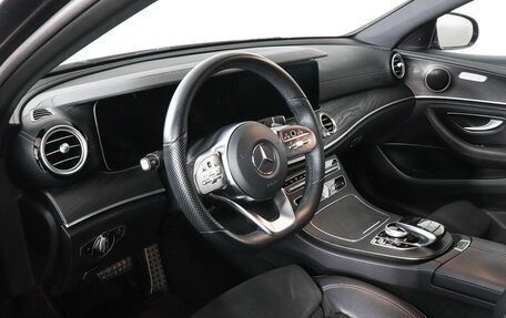 Mercedes-Benz E-Класс, 2018 год, 3 899 000 рублей, 9 фотография