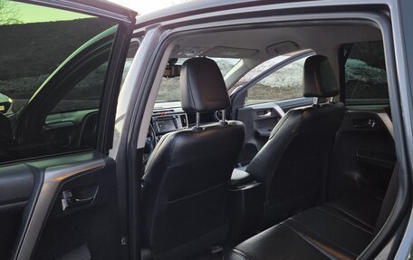 Toyota RAV4, 2013 год, 2 000 000 рублей, 7 фотография